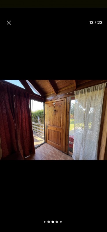 Gran Cabaña Con Piscina, Terraza y Muchos Árboles y Pájaros
