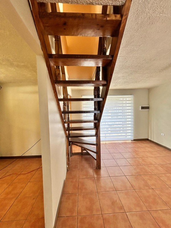 Se Arrienda Casa en Sector Residencial Maria del Valle