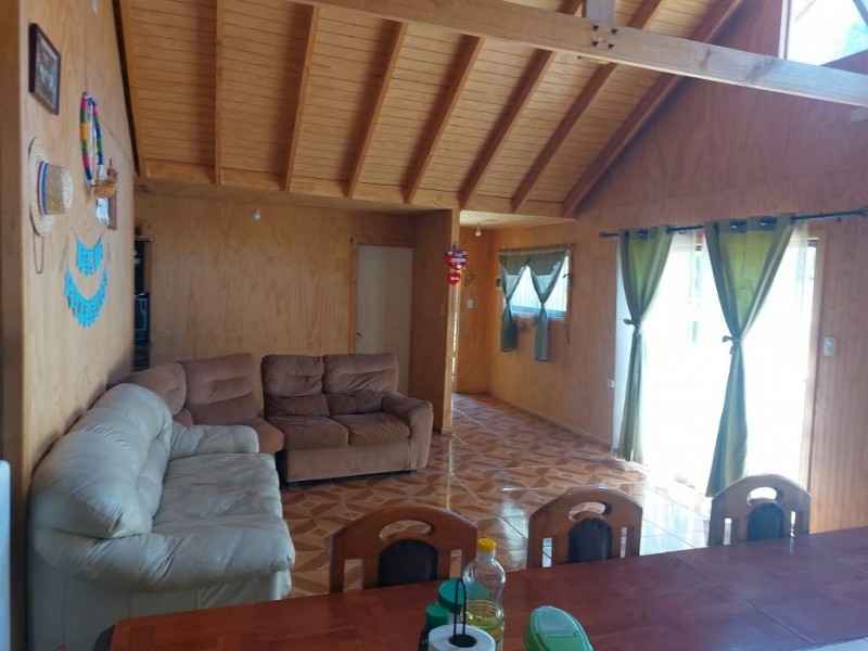 Parcela 5000 M2 Casa 5 Dormitorios 2 Piscinas