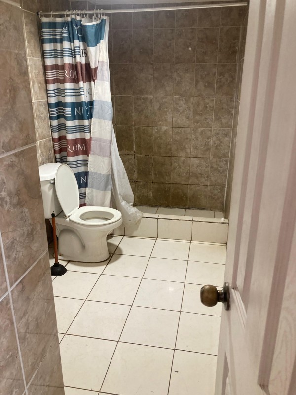 Oportunidad de Inversión: Hostal Totalmente Equipado