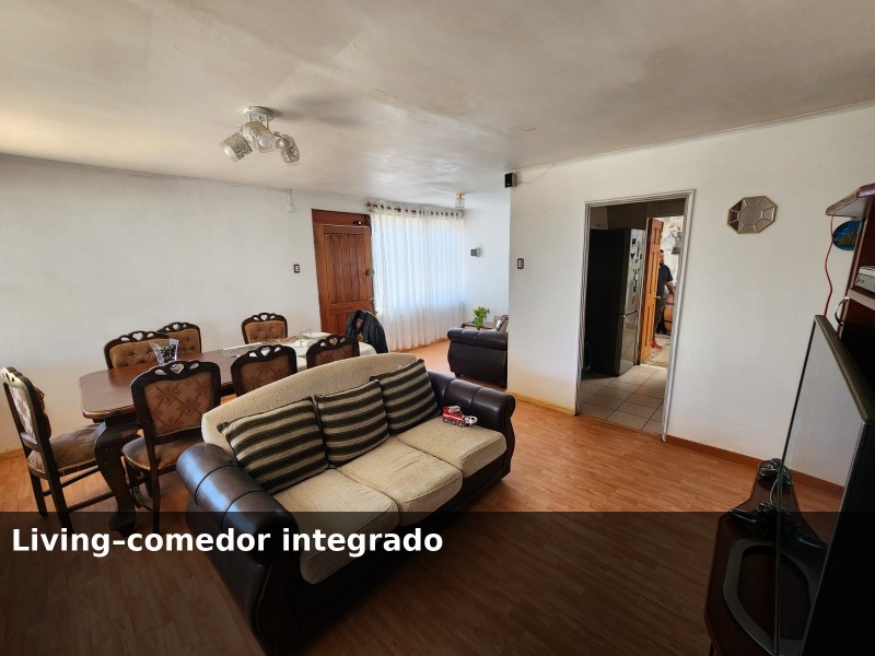 Casa Grande de Villa Dulce, Independiente y Segura.