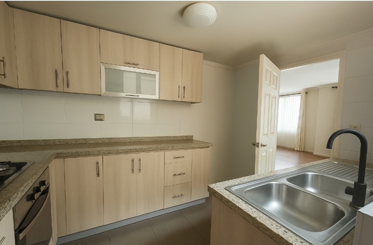 Cómoda Casa en Seguro y Exclusivo Condominio en Talcahuano.