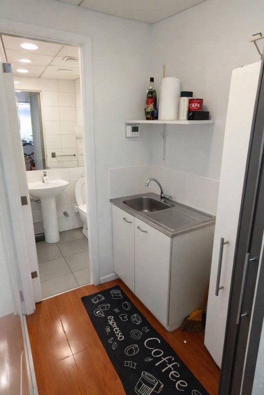 4 Ambientes 1 Baño Con Estacionamiento Apoquindo
