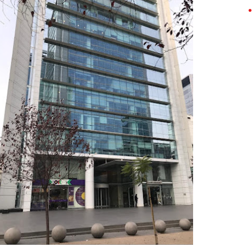 Arriendo Estac. Isidora Goyenechea 3621 las Condes
