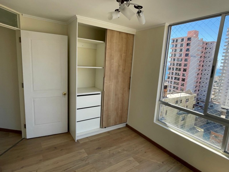 Vendo Departamento, Excelente Ubicación, Av. Iquique N° 3757
