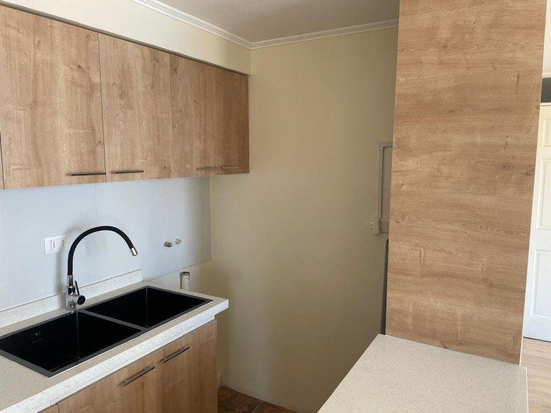Vendo Departamento, Excelente Ubicación, Av. Iquique N° 3757