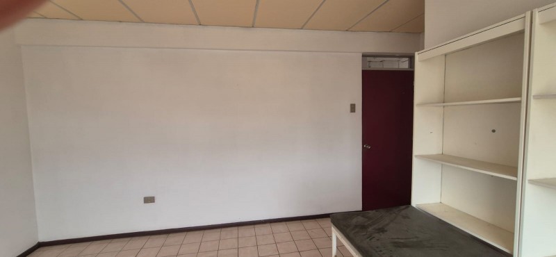Arriendo Oficina en Centro Medico