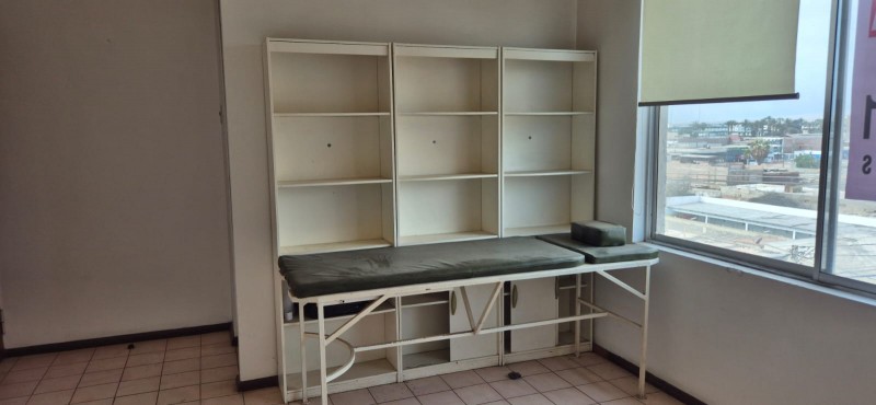 Arriendo Oficina en Centro Medico