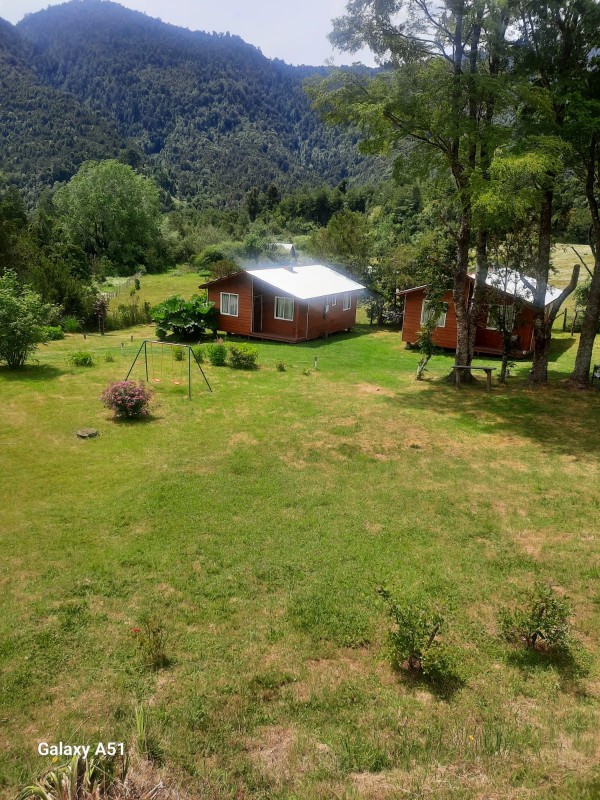 Vendo Casa Cabaña y Local Comercial