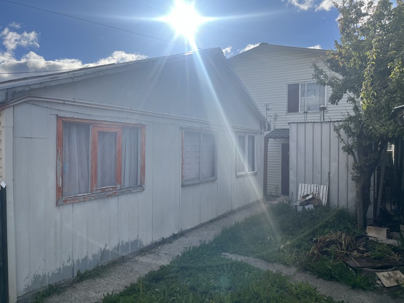 Se Vende Amplia Propiedad, 3 Casas, Punta Arenas