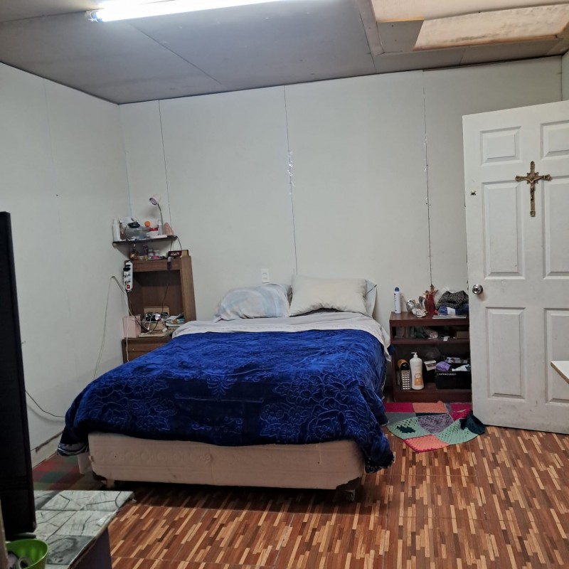 Se Vende Amplia Propiedad, 3 Casas, Punta Arenas