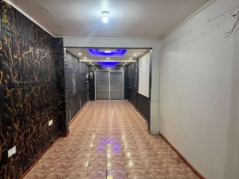 2 Locales Comerciales 22 Uf Cada Uno