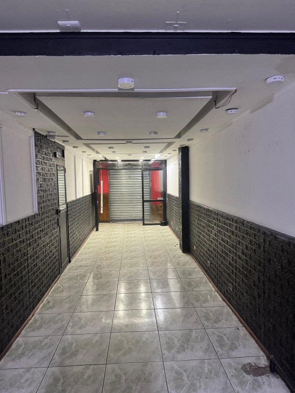 Arriendo Local Comercial en Sector Comercial de Arica