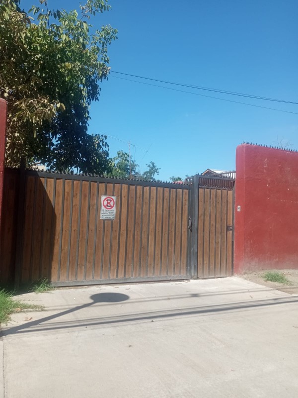 Casa en Venta – Calera de Tango Piscina – Quincho