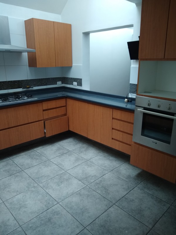 Casa en Venta – Calera de Tango Piscina – Quincho
