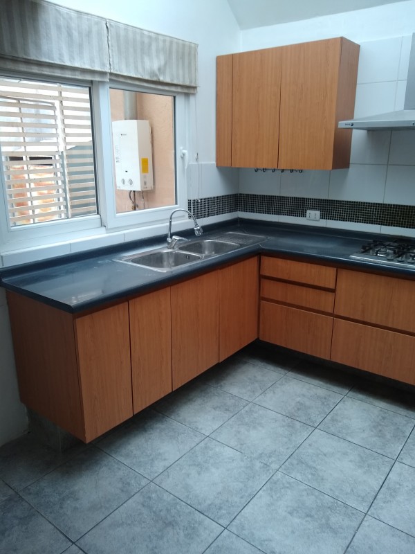 Casa en Venta – Calera de Tango Piscina – Quincho