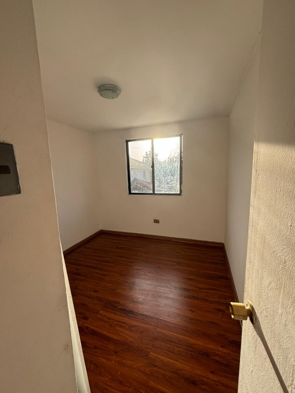 Casa en Barrio Tranquilo de Maipú, Ideal para Familia