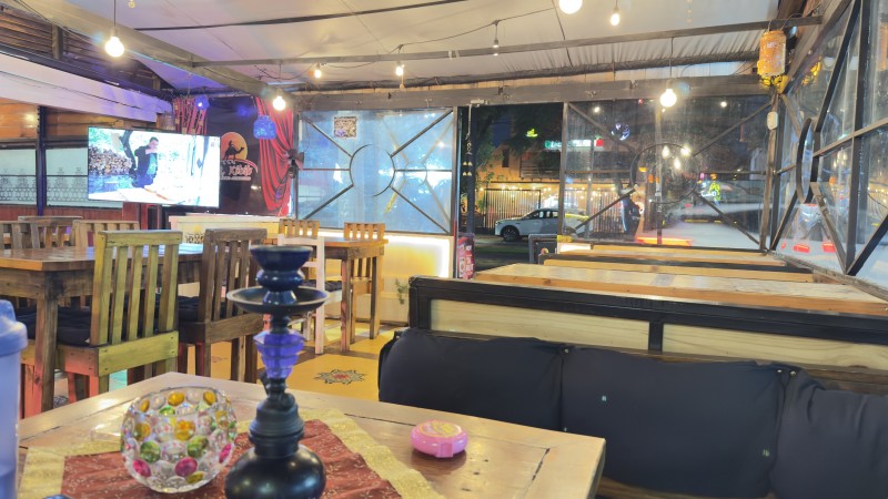 Restaurante Con Patente de Alcohol en la Reina