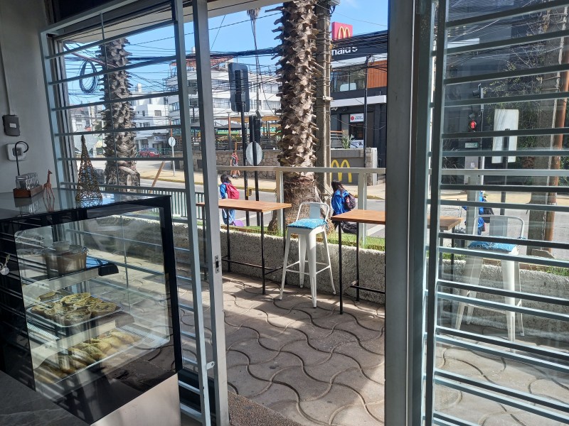 Hermoso Local de Comida Al Paso en Centro de Reñaca