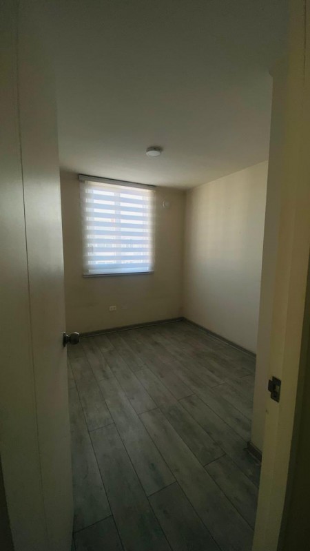Se Arrienda Amplio Departamento