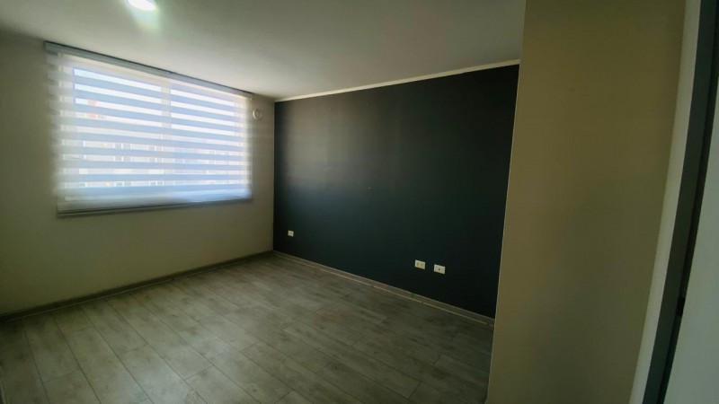 Se Arrienda Amplio Departamento