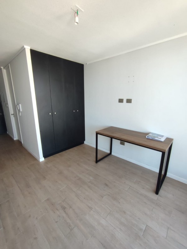 Arriendo Año Corrrido Incluye Gastos Comunes Dpto Estudio.