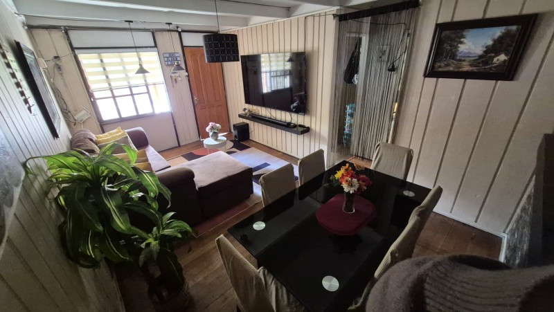 Casa en las Condes, Cercana A Mall los Dominicos