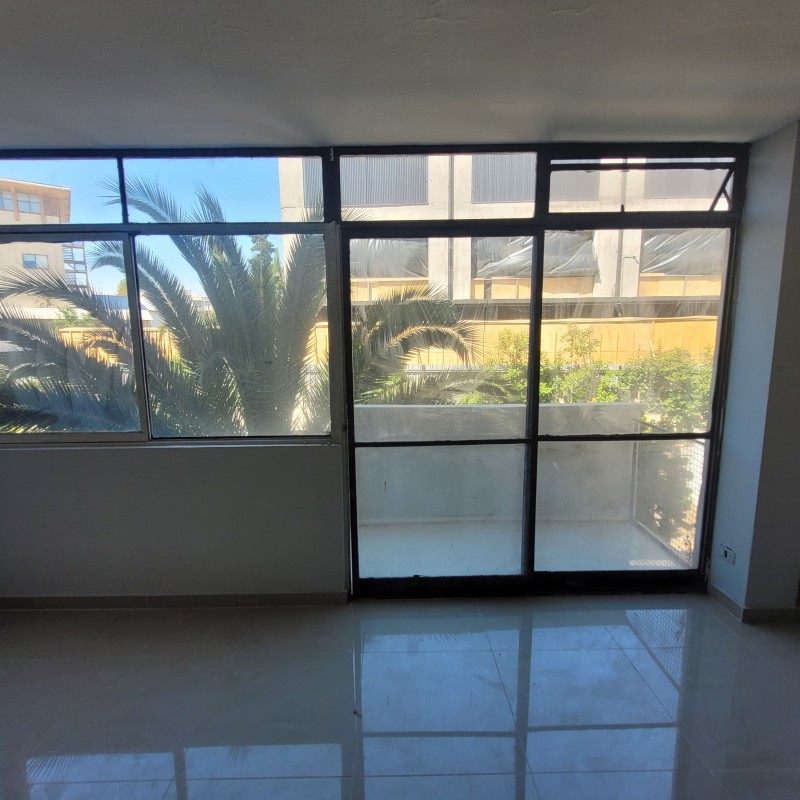 Arriendo Iluminado y Amplio Duplex.