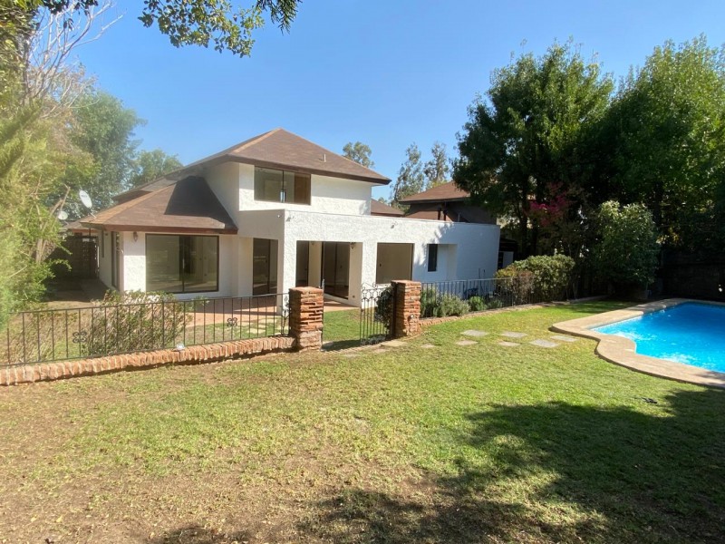 Fotografía de Casa en Venta en Huechuraba, Comuna Con Excelente Calidad