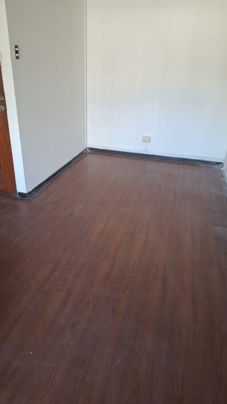 Arriendo Oficina Recién Remodelada