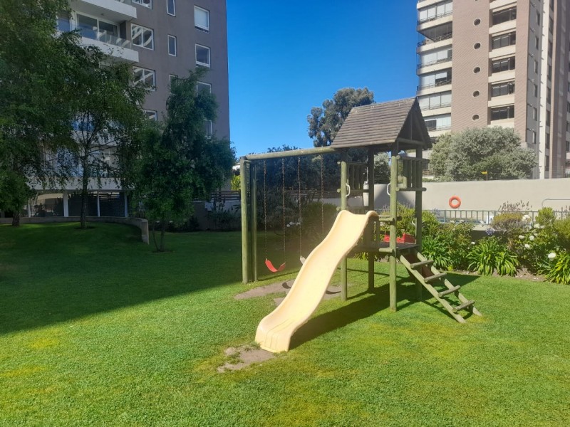 Arriendo Departamento 4 Dormitorios 4 Baños