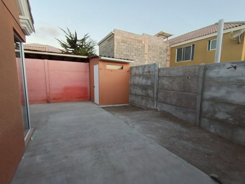 Casa 3D 2B Condominio Sector Costa Laguna