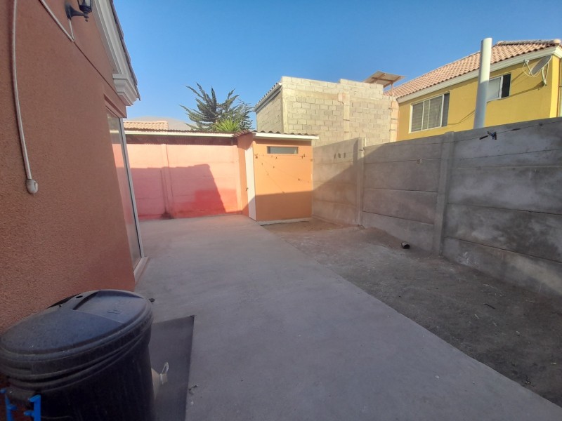 Casa 3D 2B Condominio Sector Costa Laguna