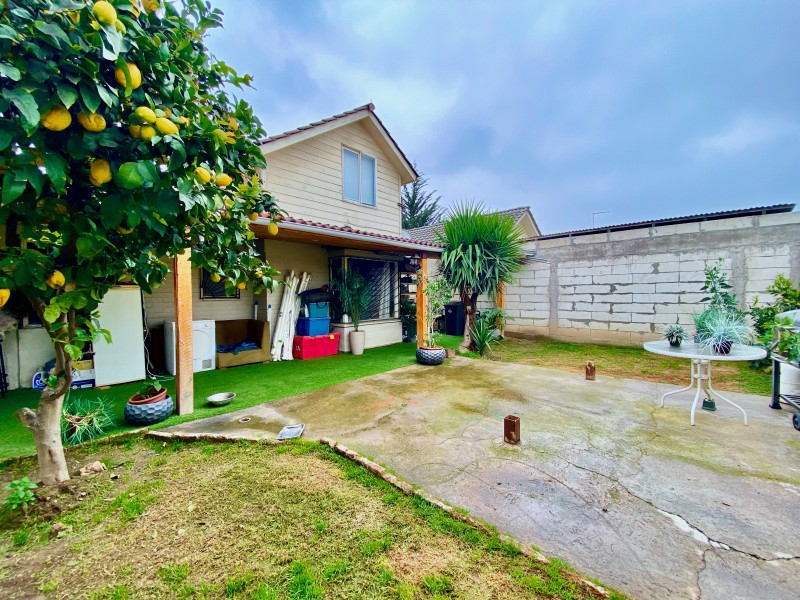 Amplia Casa 3D2B, Larapinta, Lampa