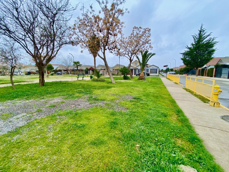 Amplia Casa 3D2B, Larapinta, Lampa