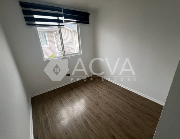 Dueño Vende Casa Dos Pisos Pareada en Condominio Monte Verde