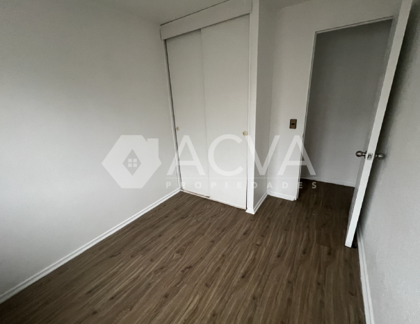 Dueño Vende Casa Dos Pisos Pareada en Condominio Monte Verde