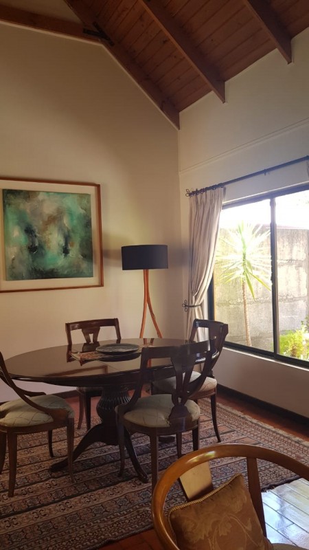 Casa en Venta Santa María de Colín, Talca.