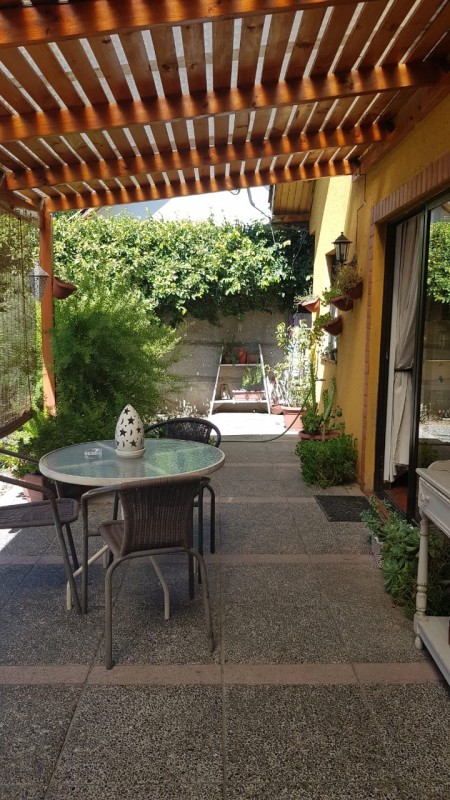 Casa en Venta Santa María de Colín, Talca.