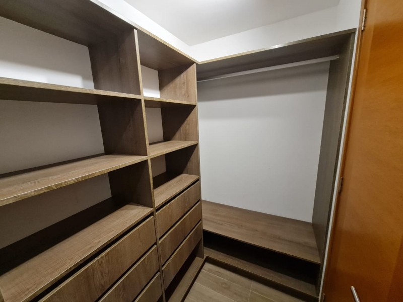 Arriendo Edificio Cataluña Depto. 2D2B + 2 Estac.