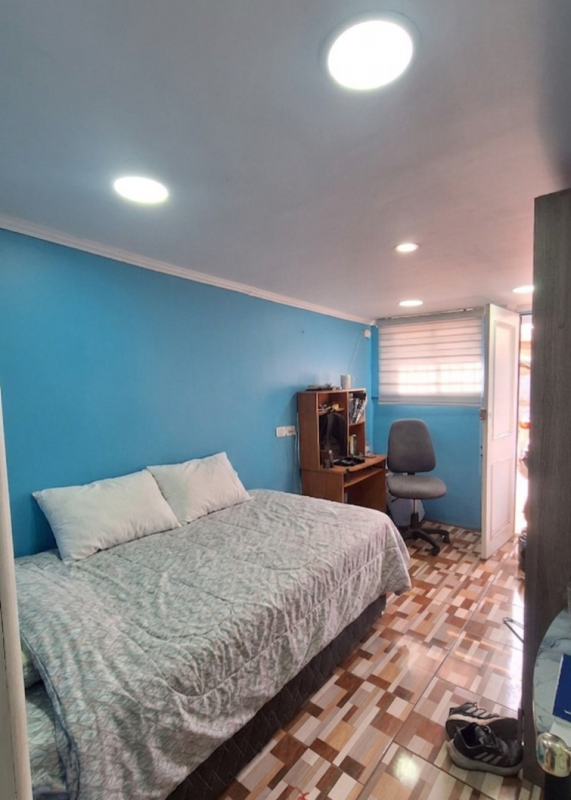 Departamento de Primer Piso Con 4D+1B+1E