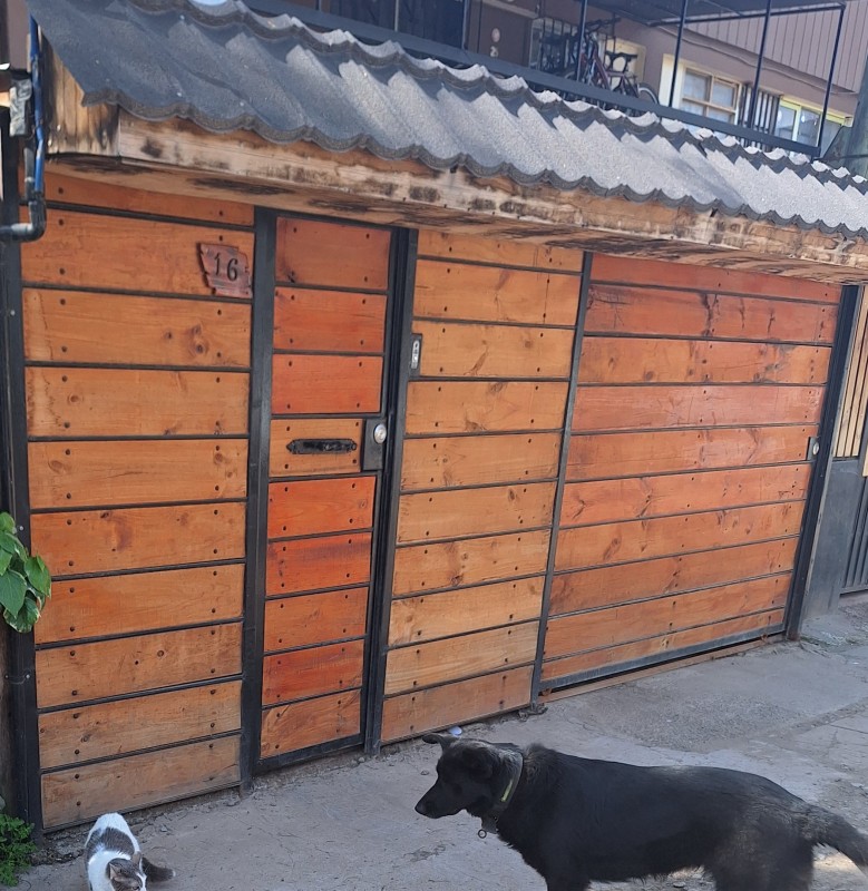 Departamento de Primer Piso Con 4D+1B+1E