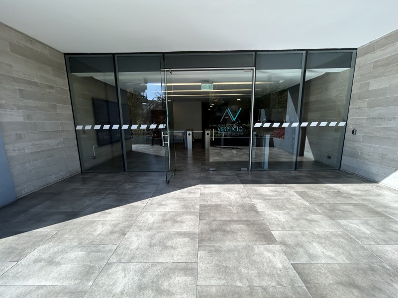 Venta de Oficina Como Nueva en las Condes |1 Estacionamiento