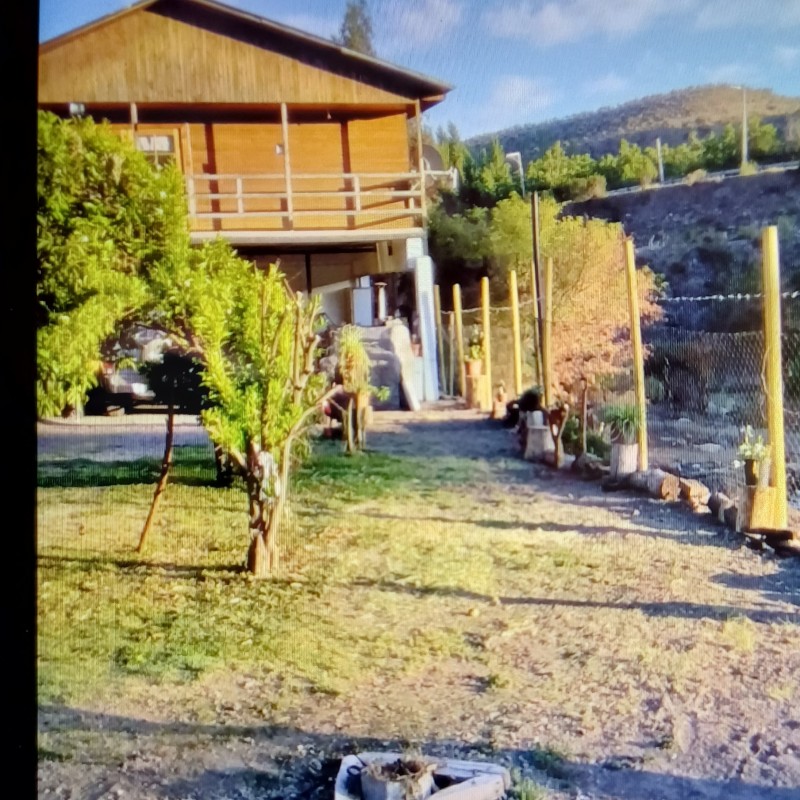 Casa Con Terteno.piscina.arboles.frutales en Produccion.saun