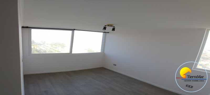 en Outlet Park Reñaca Alto, Nuevo, C/bodega-Estacionamiento