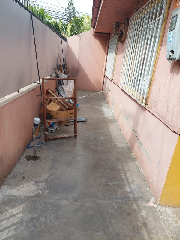 Fotografía de Vendo Cómoda Casa.