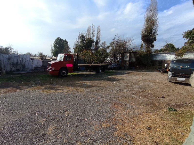 Terreno 1370M2 Con Casa, Galpon, Oficina y Canal de Regadio