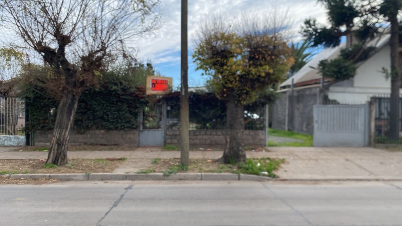 Fotografía de Se Vende Casa Con Terreno en Carlos Condell