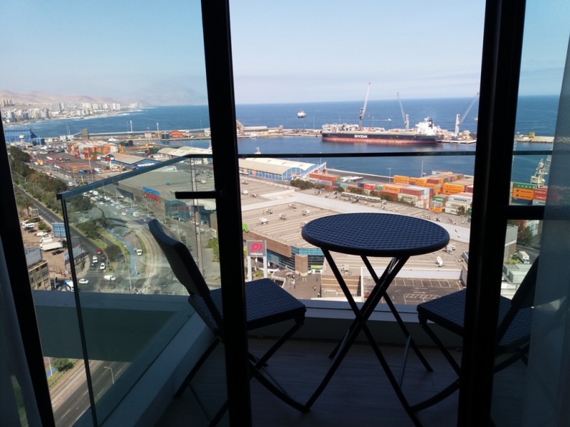 Dpto. Amoblado Ed. Puerto Nuevo