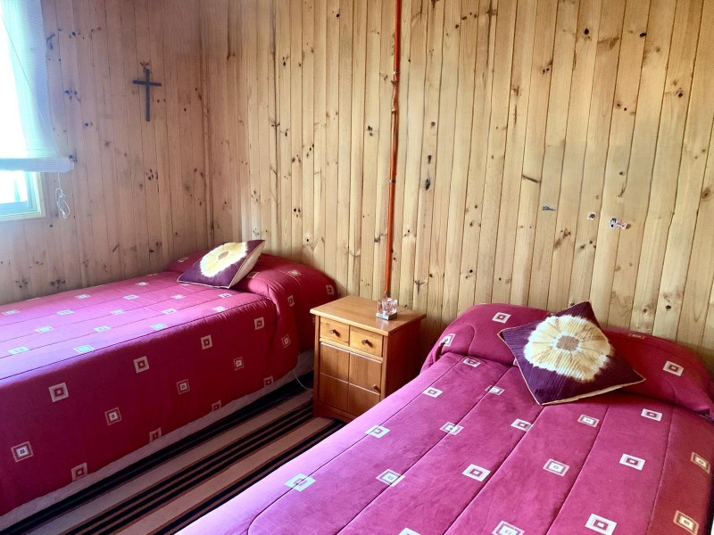 5.600 Mts2 en Nirivilo. Con 2 Casas. Amobladas Vende Dueño.